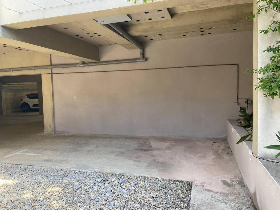 Studio Clim Parking Dhuoda Nîmes Exteriér fotografie